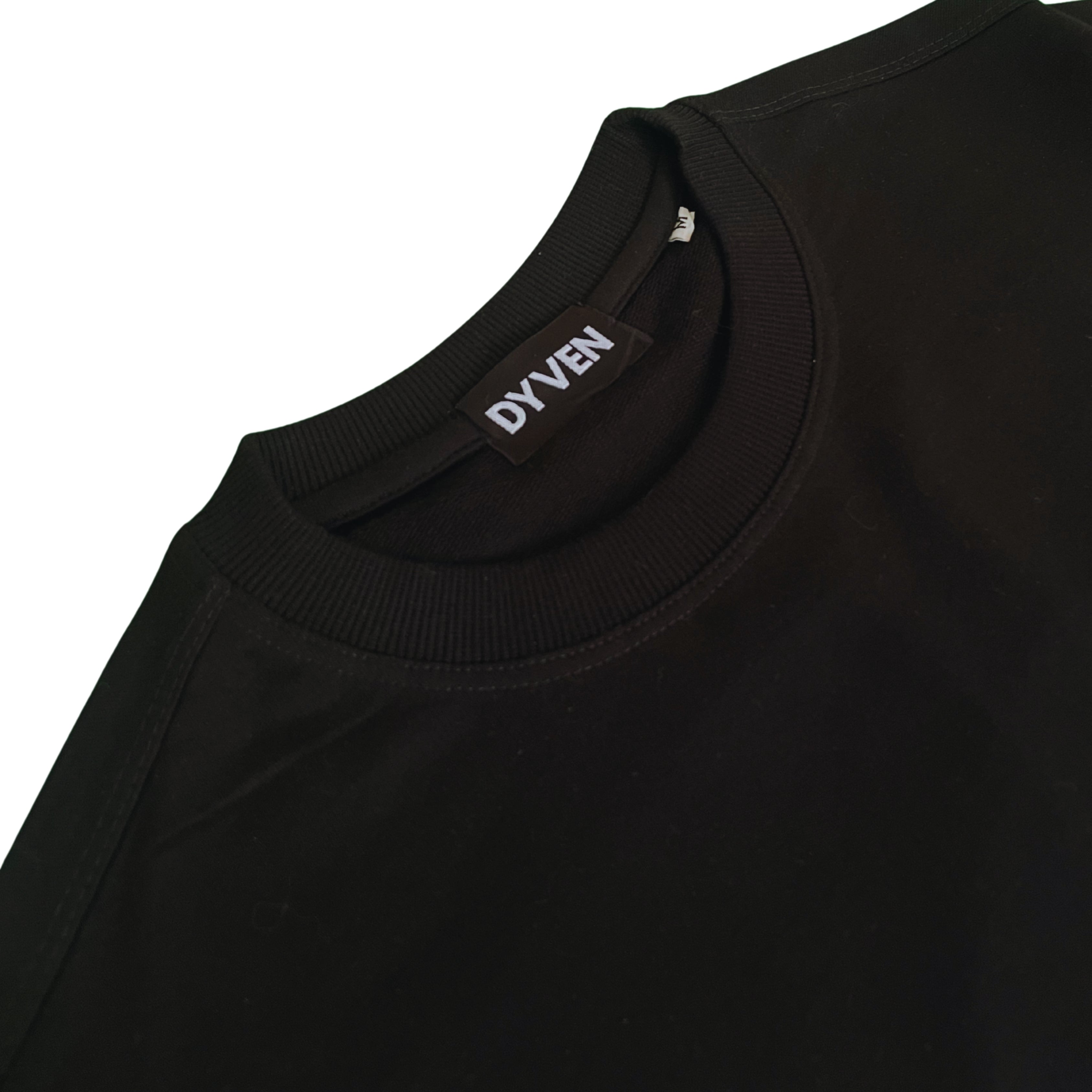 BEYOND LIMITS OVERSIZED TEE BLACK