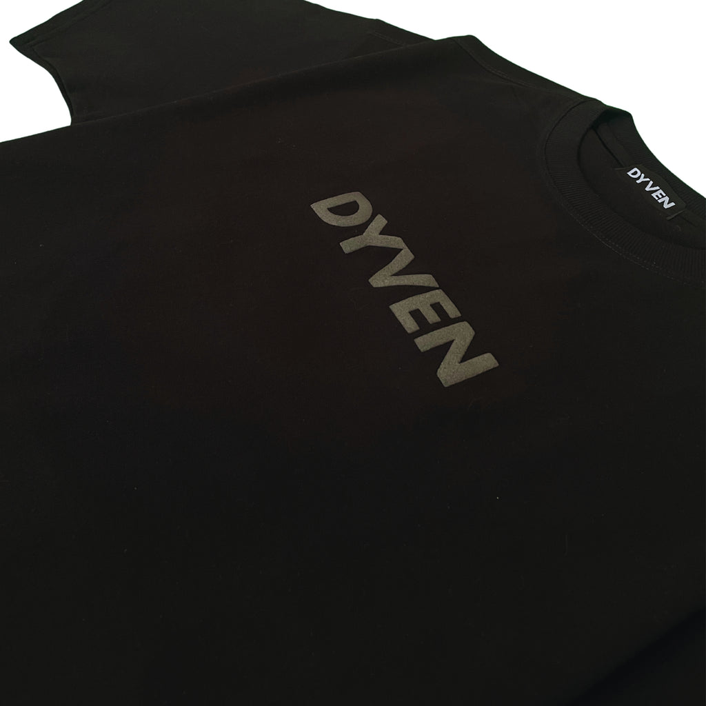 BEYOND LIMITS OVERSIZED TEE BLACK