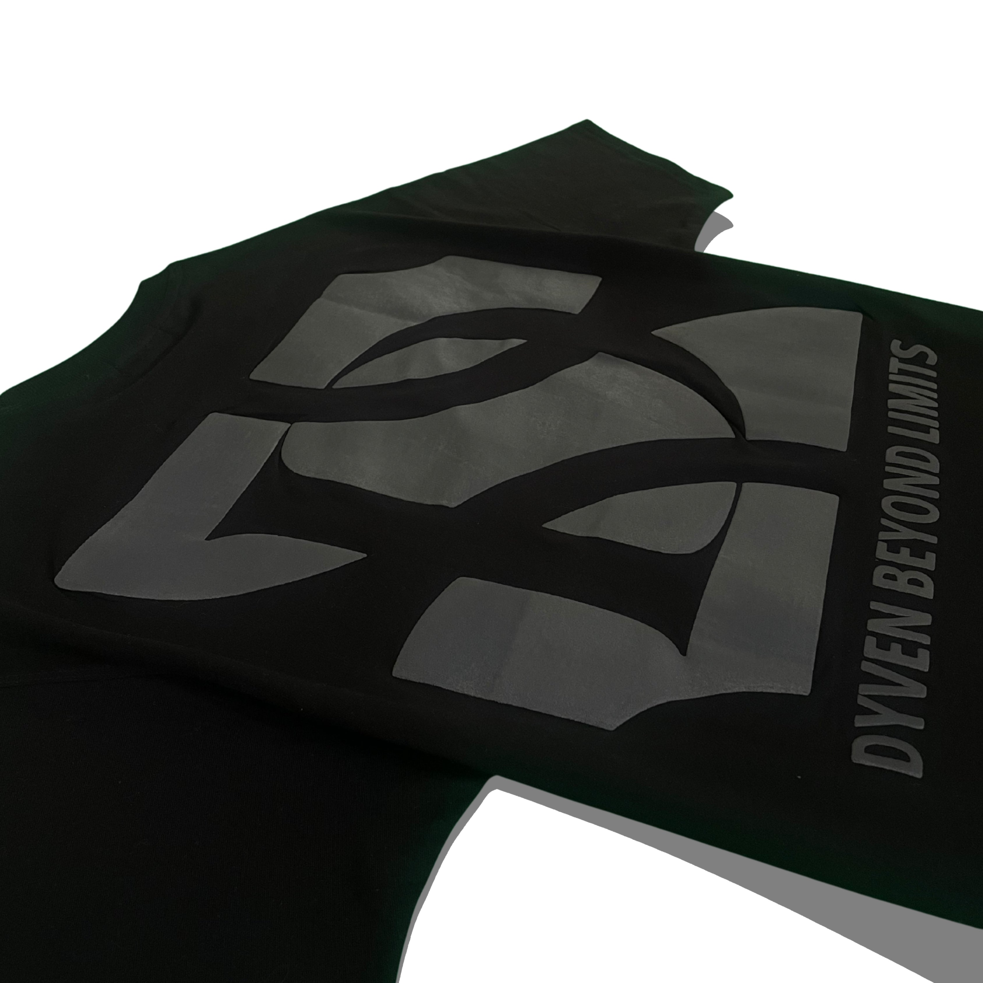 BEYOND LIMITS OVERSIZED TEE BLACK